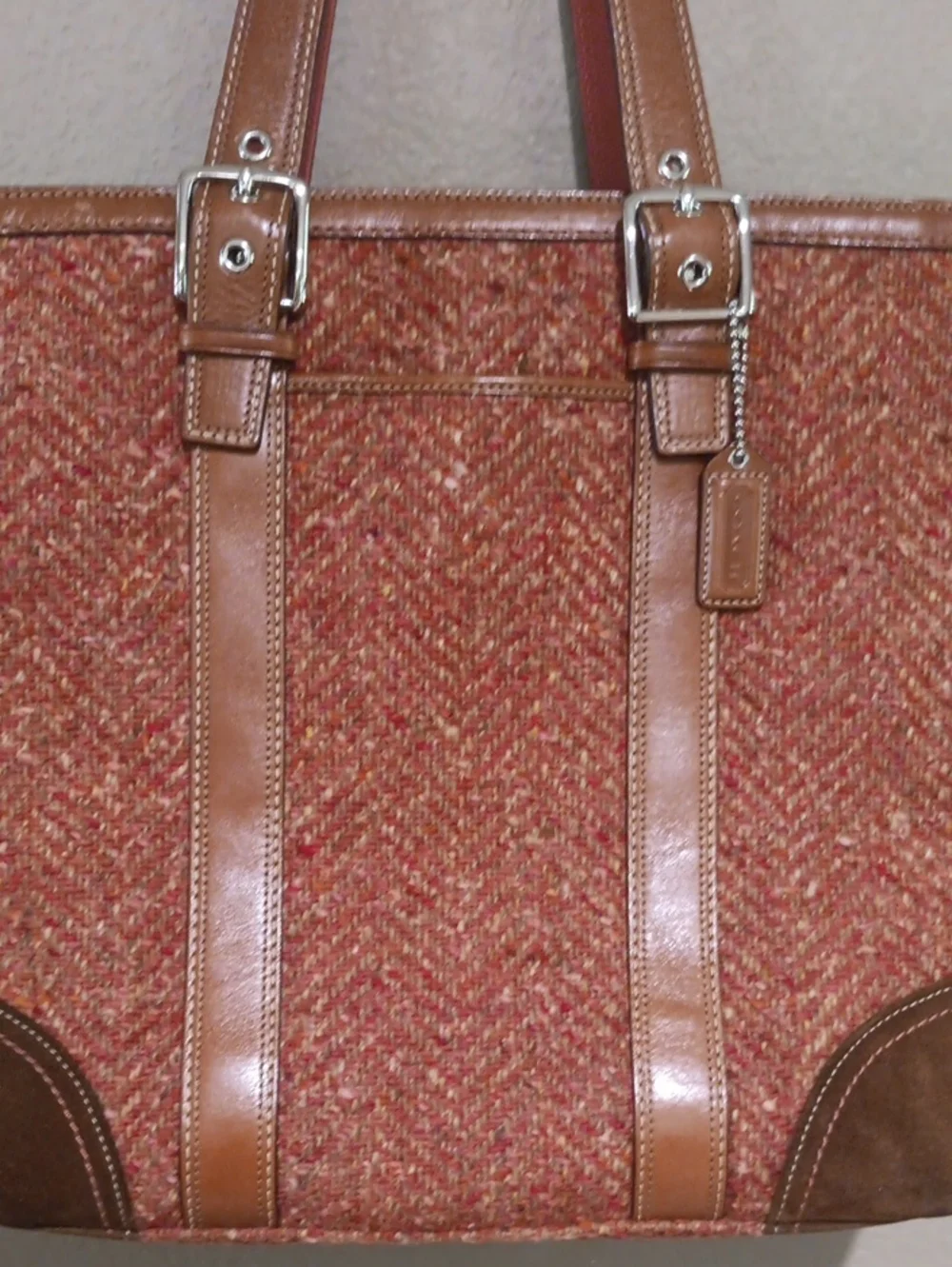 Coach stylish red